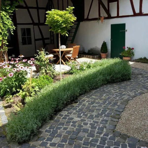 Ferienhaus-Loehndorf, khách sạn ở Sinzig
