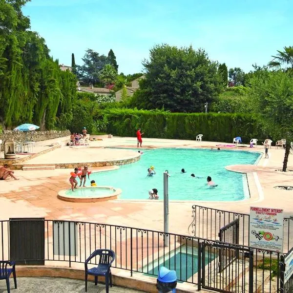 Bungalow Vacances, hotel v destinaci Biot