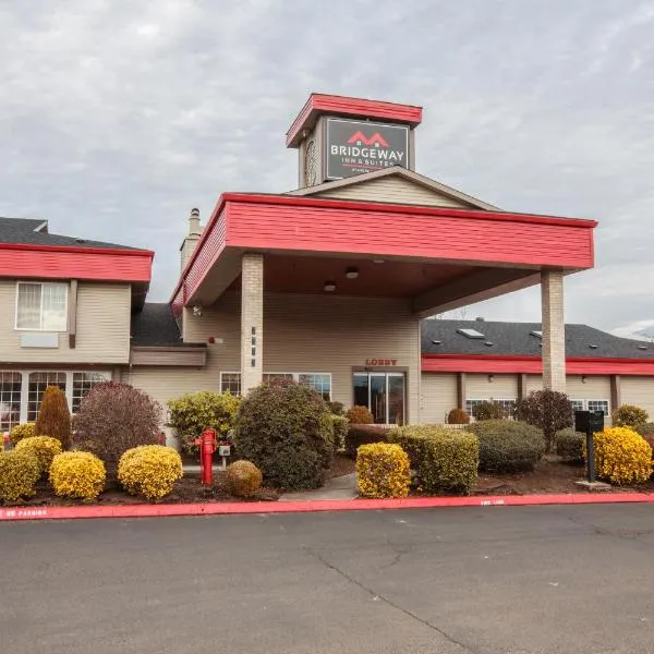 Bridgeway Inn & Suites - Portland Airport, hotel di Parkrose