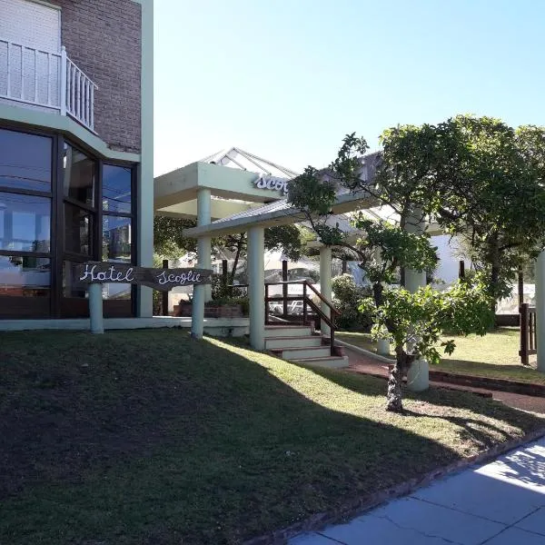 Hotel Scoglie, ξενοδοχείο σε Mar de Ajó