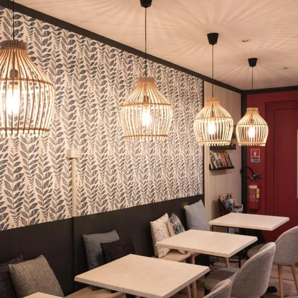 Hotel de Jouvence, отель в Даксе