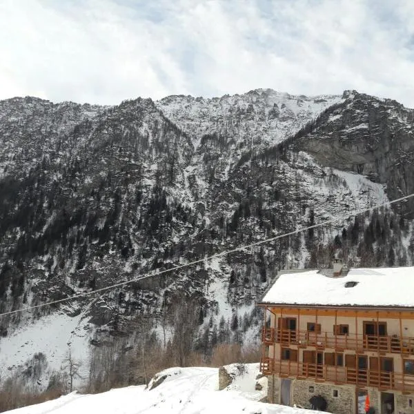 Il Teggiolo，Alpe Ciamporino的飯店