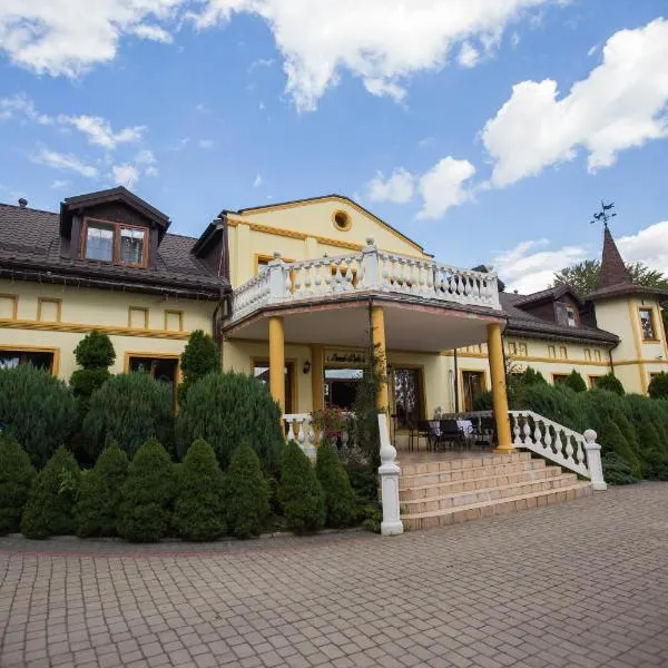 Dworek Dębówko, hotel en Bartoszyce- Galiny