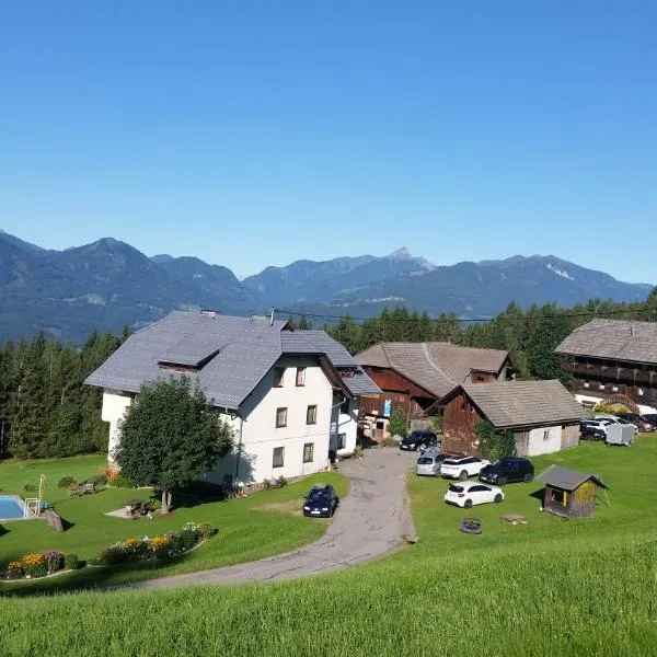 Pension Barzaunerhof, hotel v destinaci Fresach