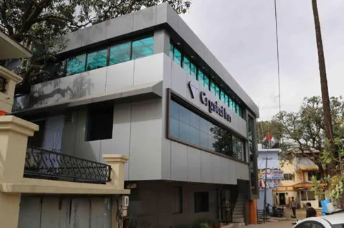 Hotel Crystal inn Nakki Lake 25 Meter, hotel en Mount Abu