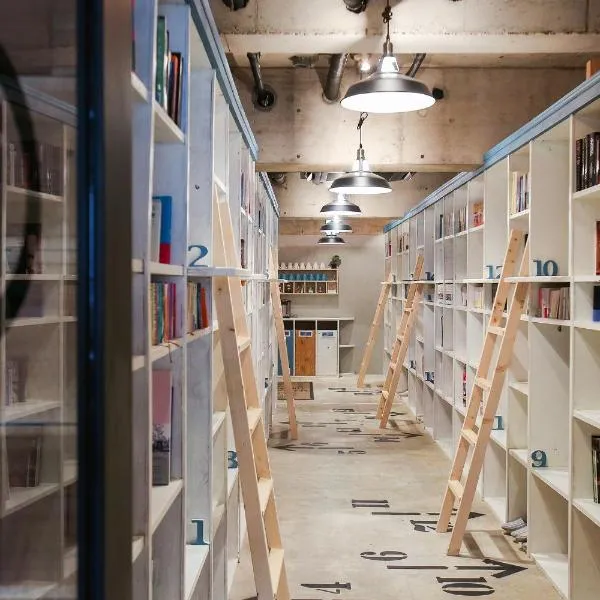 bnbplus Niigata Book Inn, hotel v destinaci Niigata
