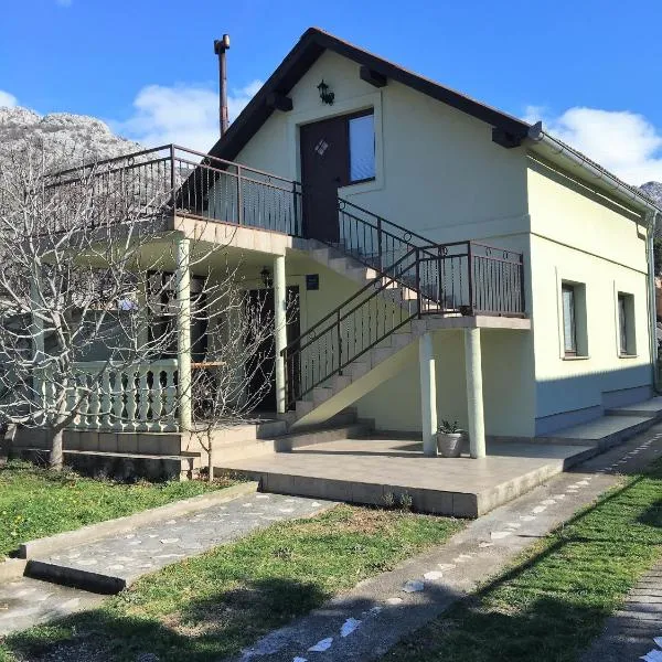 Apartman Dolac, hotel in Karlobag