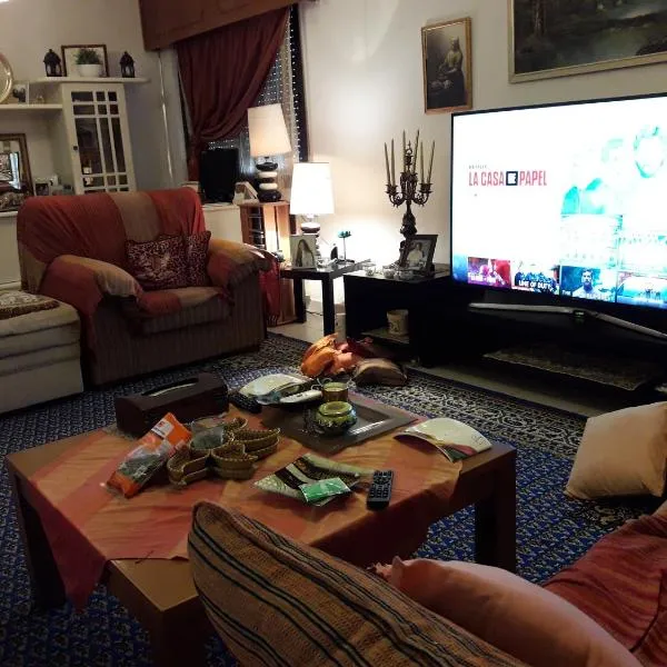 Shared Top 1st floor villa, hotel v destinaci Limassol