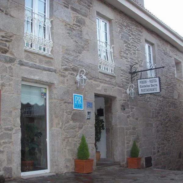 Pension Rustica-Caldelas Sacra, hotel in Marcelle