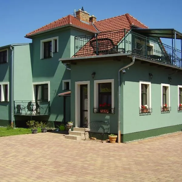 Penzion Večerka, ξενοδοχείο σε Lednice