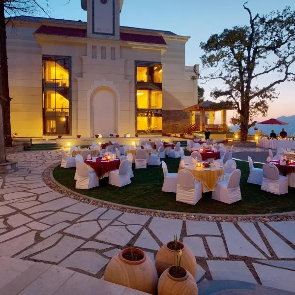 Royal Orchid Fort Resort Mussoorie, hotel v destinaci Mussoorie
