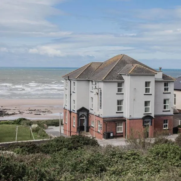 Bailey Ground Lodge, hotel di Seascale