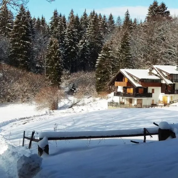 Casa Camilla Holiday, hotel em Folgaria