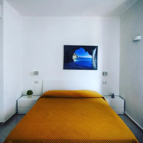 Affittacamere Caletta del Conero, hotel v destinaci Numana