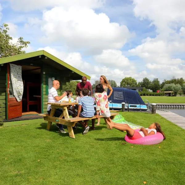 Camping Recreatiepark Aalsmeer, hotel v destinaci Aalsmeer