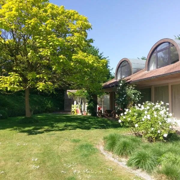 La Petite Bruyere De Renaix, hotel in Flobecq