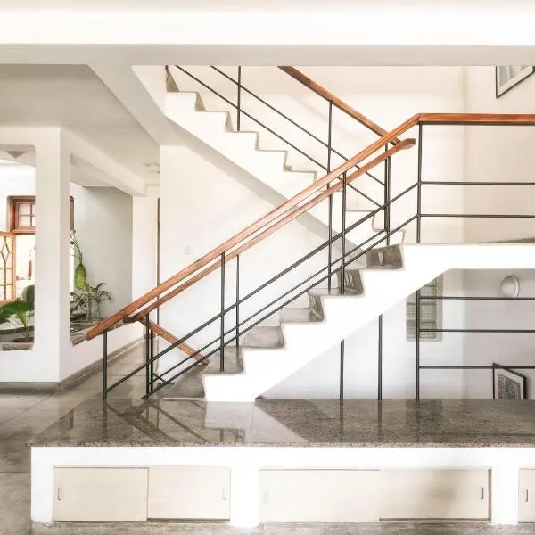 Mount Lodge Boutique Hotel, hotel a Mount Lavinia
