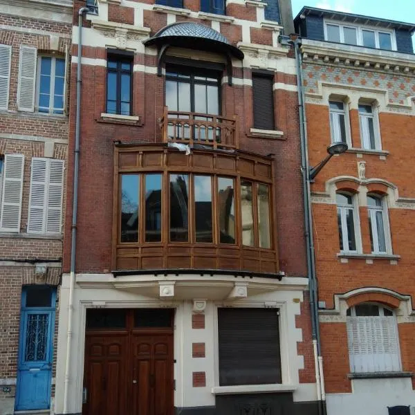 Maison Ulysse, hotel v destinaci Amiens
