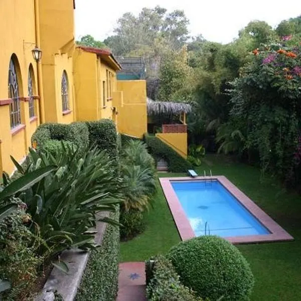 Casa Madero Rooms, hotel v destinaci Cuernavaca