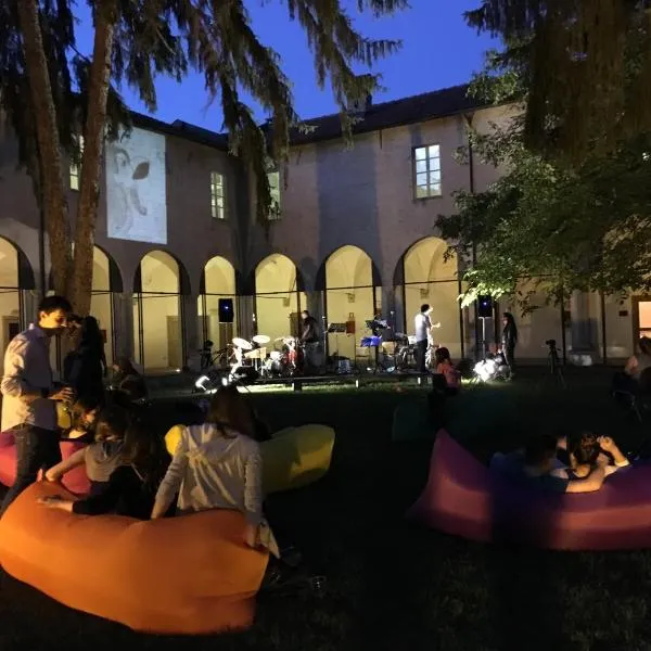 Il Chiostro Hostel and Hotel, hotel v destinácii Alessandria