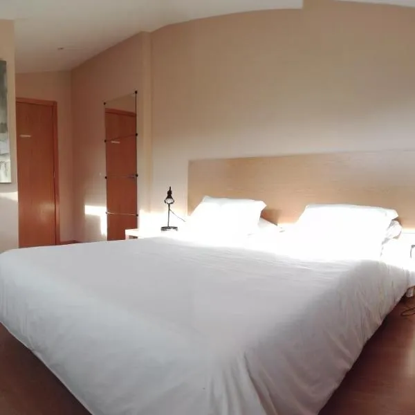Penthouse - Low Cost, hotel v destinaci Vouzela