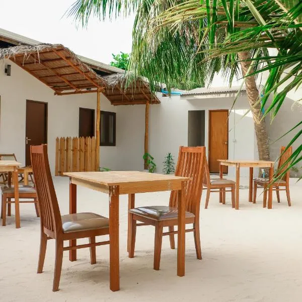 The Castaway retreat, hotel v destinaci Feridhoo