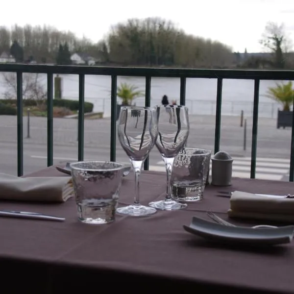 Logis Hôtel & Restaurant - Le Normandie, hotel v destinácii Caudebec-en-Caux