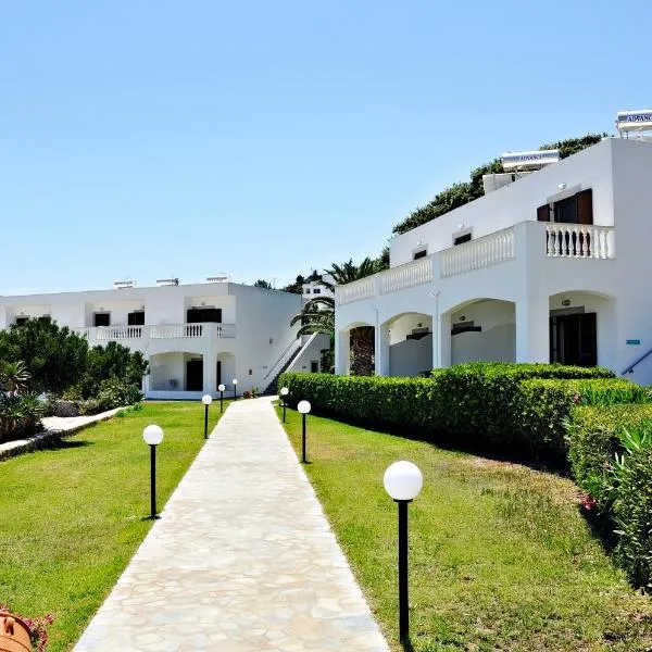 Tony's Beach, hotel v destinaci Vromolithos