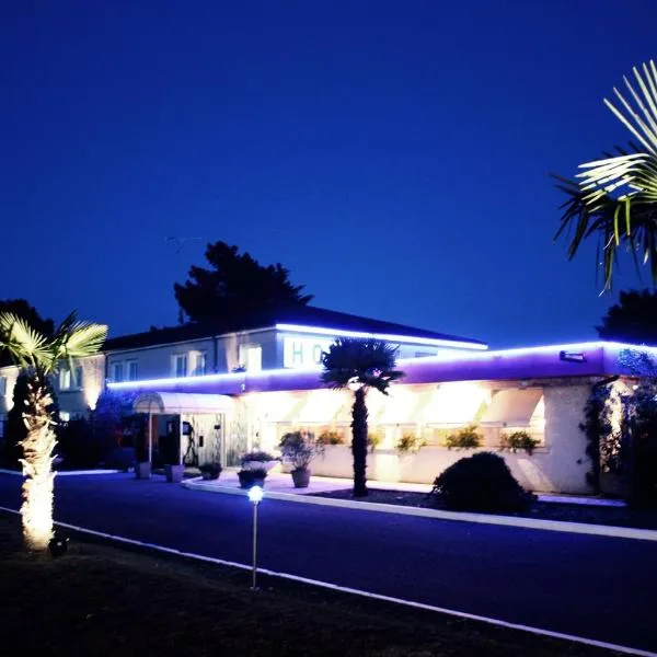 Citotel Hôtel Le Capricorne, hotel di Marmande