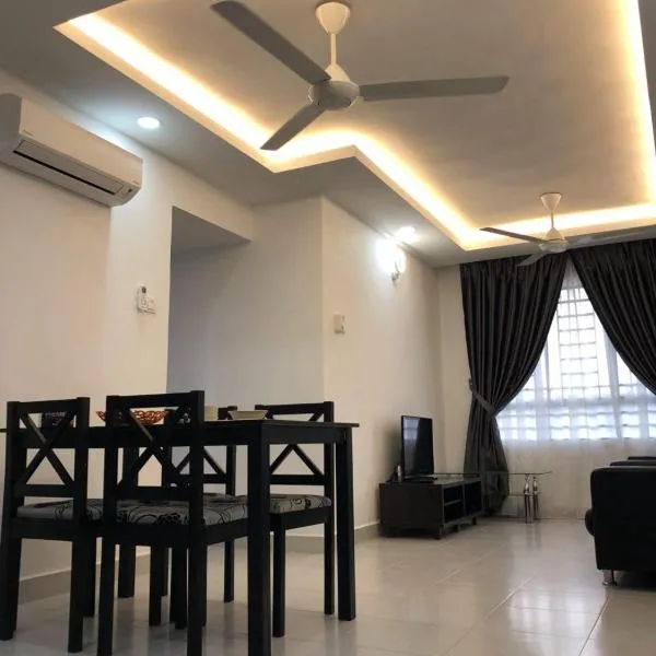 Muslim Homestay Apartment, hotel a George Town
