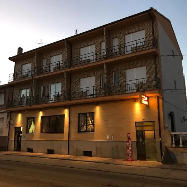 Hostal Juli, hotel em San Justo de la Vega