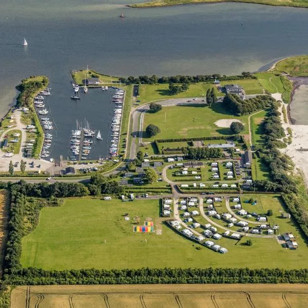 Nakskov Fjord Camping & Cottages, hotel v destinaci Nakskov