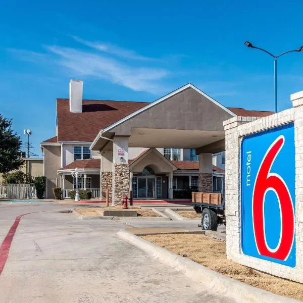 Motel 6-North Richland Hills, TX - NE Fort Worth, מלון בנורת' ריצ'לנד הילס