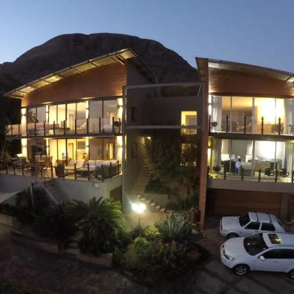 Thatch View, hotel in Hartbeespoort