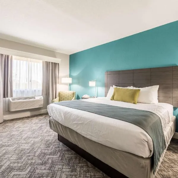 Best Western Plus Sebastian Hotel & Suites, hotel u gradu 'Sebastian'