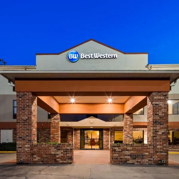 Best Western Rayne Inn, hotel v mestu Duson