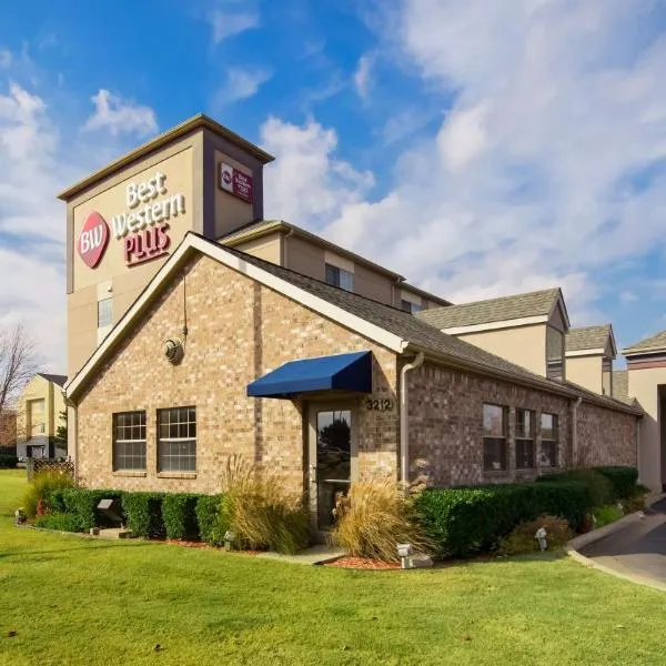 Best Western PLUS Tulsa Inn & Suites, hotel v destinaci Tulsa