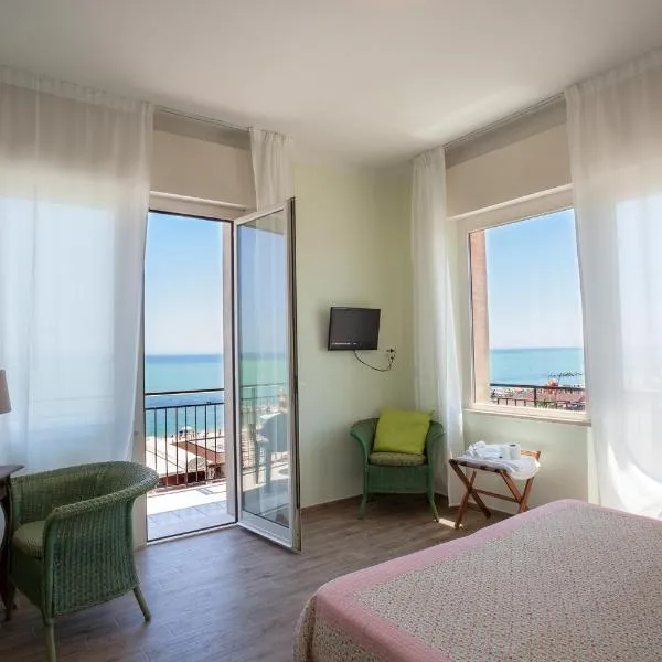 Hotel Bianchi Nicola, hotell i Porto Recanati