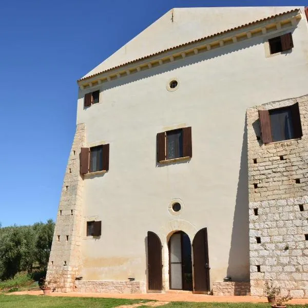 Torre Bruno, hotel v destinaci Carpino