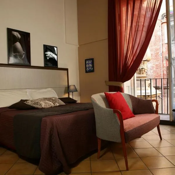 Caravaggio Hotel, готель у місті Вілларикка