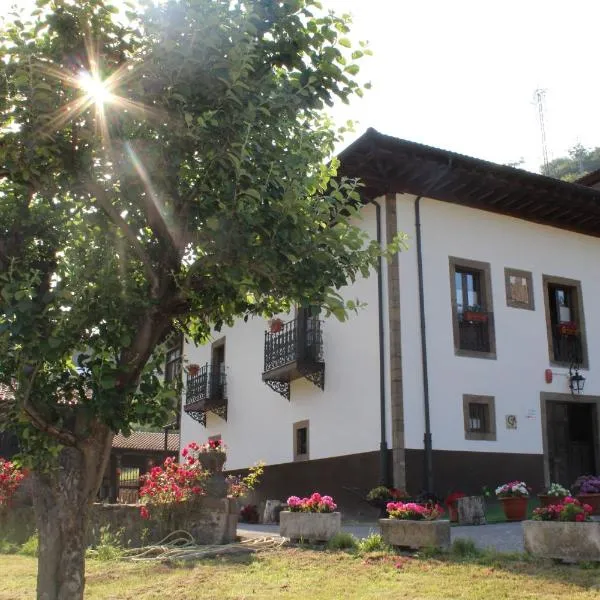 Hotel Rural Palacio de Galceran, hotel in Tuiza de Abajo