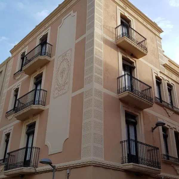 Apartamentos Nouvilas, hotel Portbouban