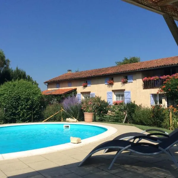 Chambres d'Hôtes L'Ardiegeoise, hotel in Les Toureilles