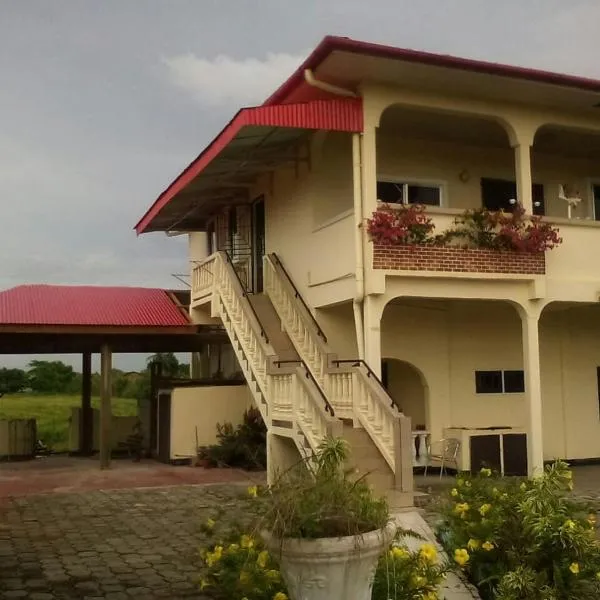 Huize Sherida in Nickerie, khách sạn ở Nieuw Nickerie