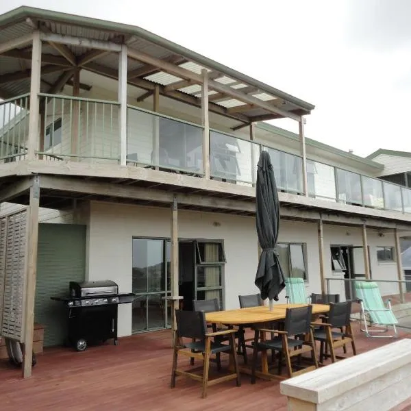 Ocean View B&B, hotel v destinaci Whitianga