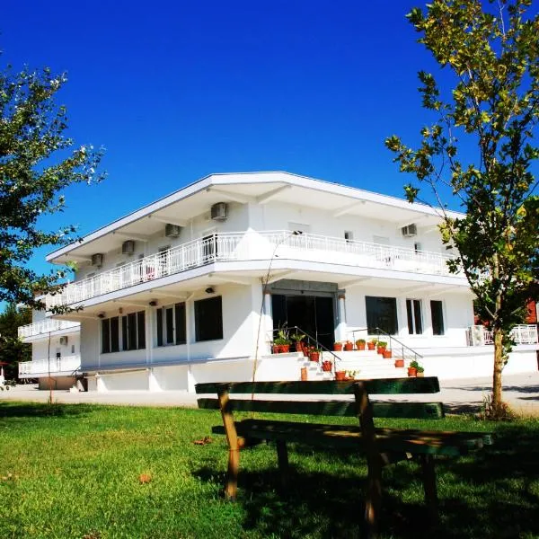 Hotel Kastri, hotel a Néa Meságkala