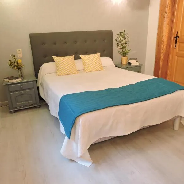 Le Moulin du Barthas, hotel v mestu Montredon-Labessonnié