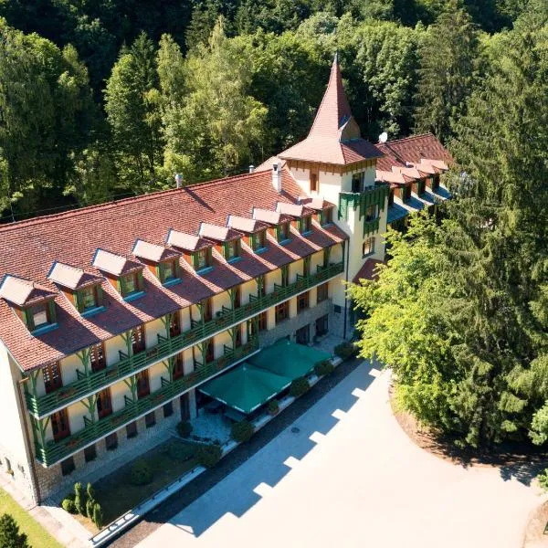 Bakony Hotel, hotel v destinácii Bakonybél
