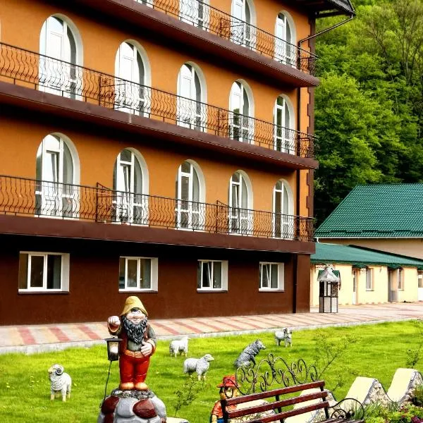 Perlyna Podillyа, hotel in Khorostkiv