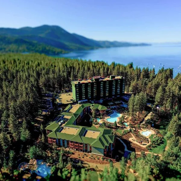 인크라인 빌리지에 위치한 호텔 하얏트 리젠시 레이크 타호 리조트, 스파 앤 카지노(Hyatt Regency Lake Tahoe Resort, Spa & Casino)